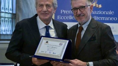 Milli futbolcu Kenan Yıldız, eski UEFA Yönetim Kurulu Üyesi Servet