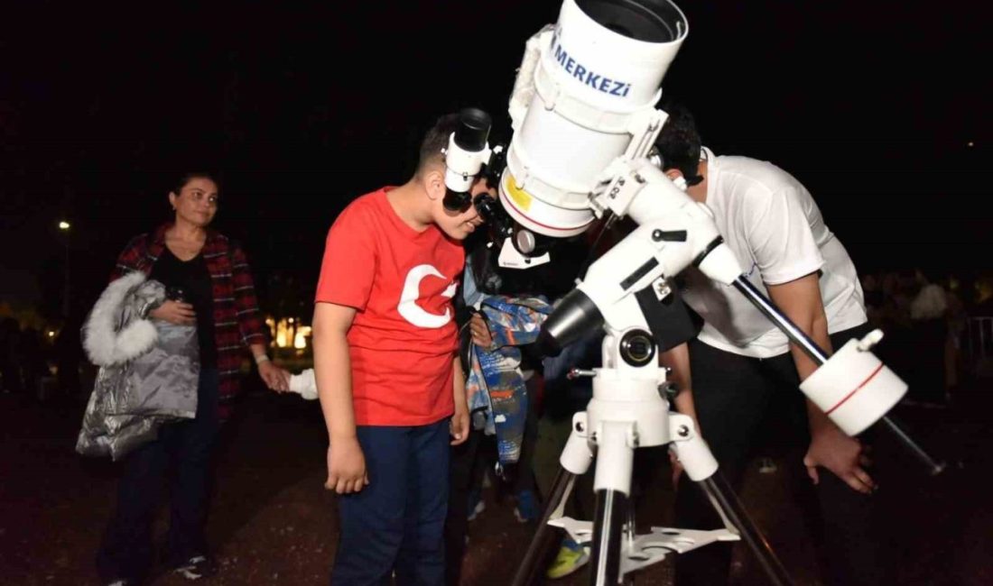 Kepez Belediyesi, 29 Ekim Cumhuriyet Bayramı kutlamaları kapsamında Dokumapark’ta “Cumhuriyet