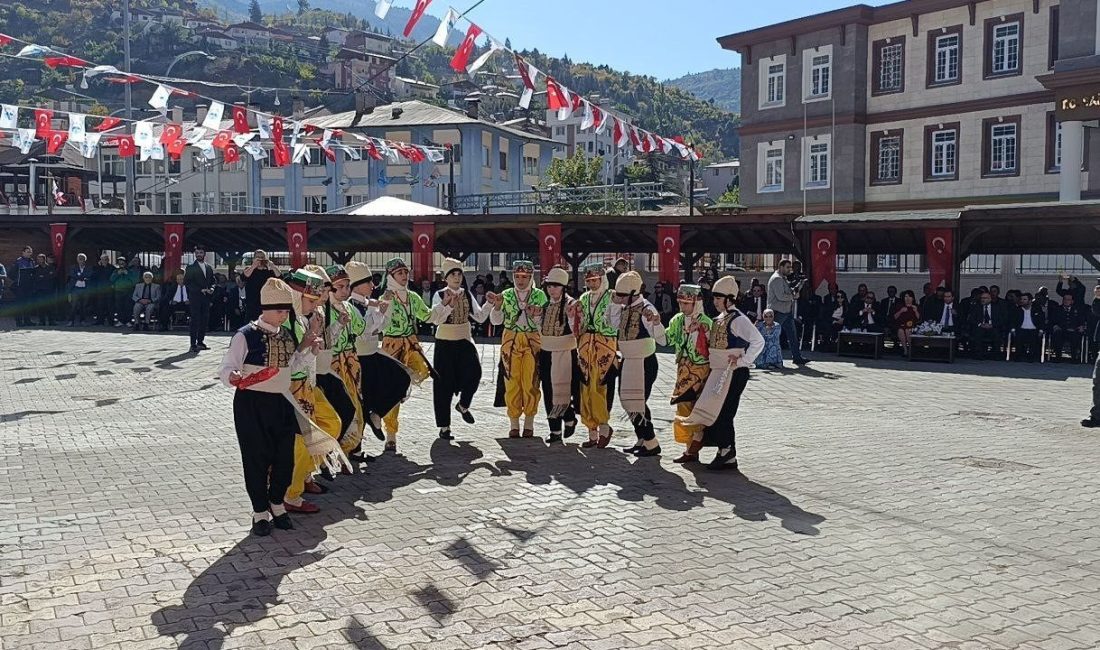 Kırgızistan ve Kazakistanlı sanatçılar Saimbeyli’nin kurtuluş coşkusuna ortak oldu Adana’nın Saimbeyli ilçesinin düşman işgalinden kurtuluşunun 105. yıl dönümü, düzenlenen