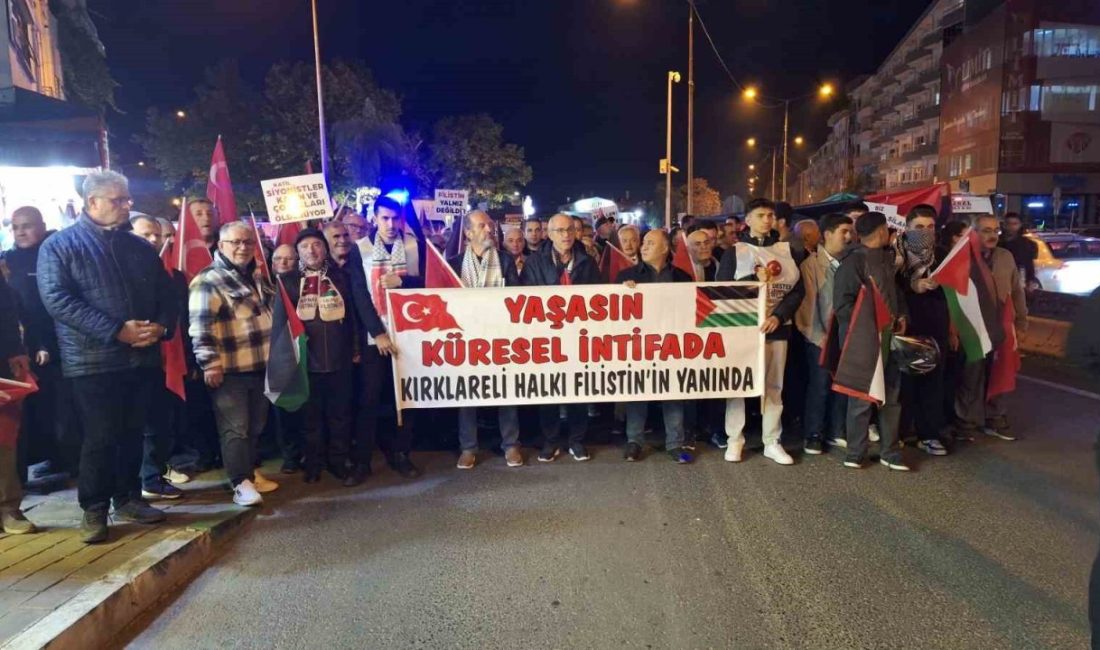 Kırklareli’nden Gazze’ye destek yürüyüşü Kırklareli’nde Gazze’ye destek yürüyüşü yapıldı, yürüyüşte metrelerce bayrak açıldı. Kırklareli’de