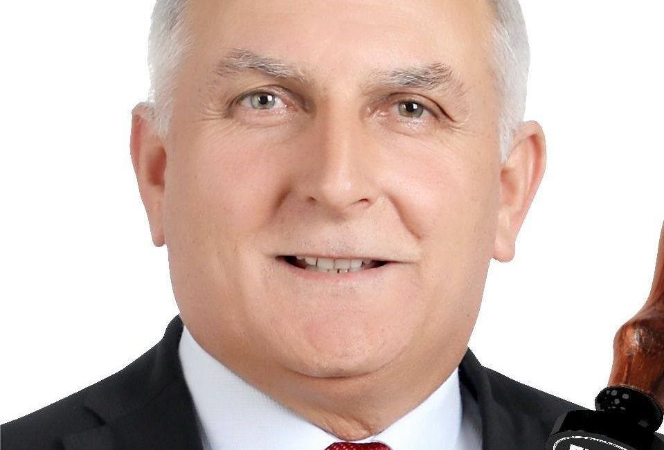 Kuzey Kıbrıs Türk Cumhuriyeti’ndeki (KKTC) cumhurbaşkanlığı seçimlerinde aday Hüseyin Gürlek,