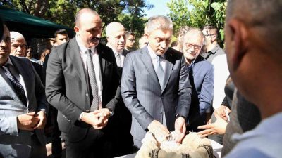 Konyaaltı’nda coğrafi işaret başvuru sürecindeki 12 yöresel ürünün tanıtımı yapıldı.