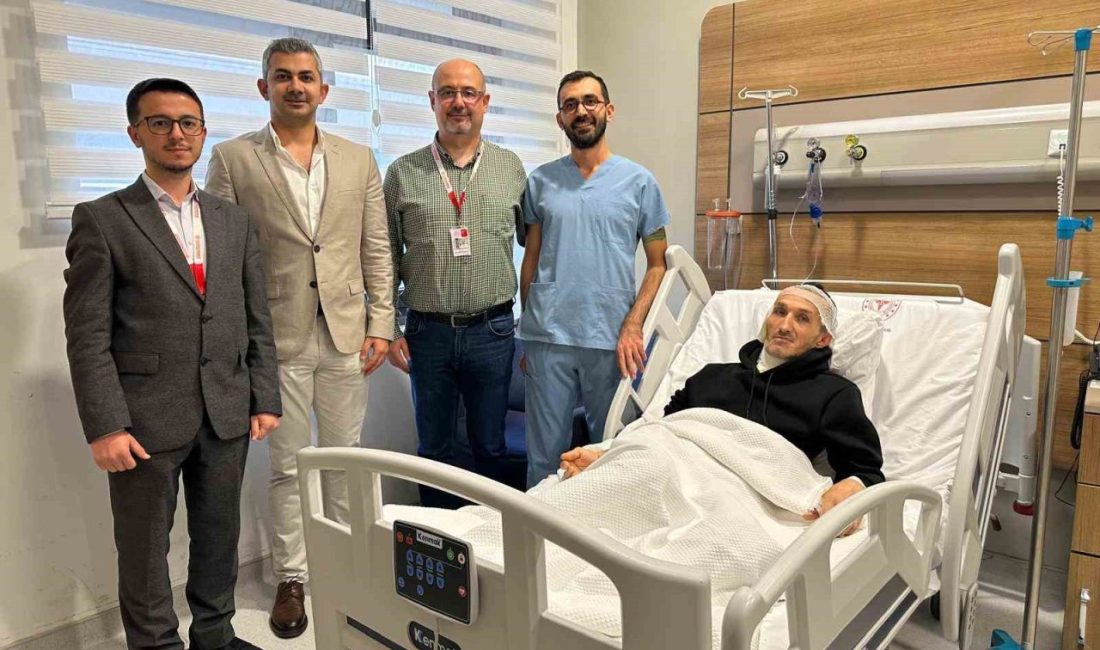 Bilecik’in Bozüyük ilçesinde iş kazası sonucu kulağı kopmak üzere olan