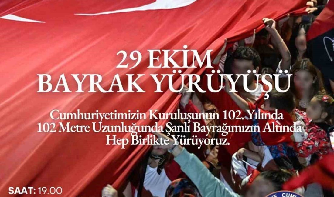 Muğla’nın Köyceğiz ilçesinde 29 Ekim Cumhuriyet Bayramı kutlamaları çerçevesinde bayrak
