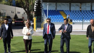 Kütahya Valisi Musa Işın, Gençlik ve Spor İl Müdürlüğünü ziyaret