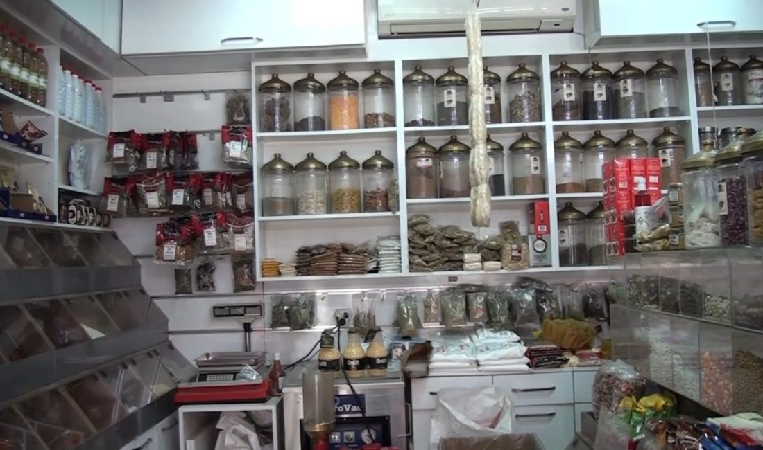 Kütahya’da vücut direncini artırmak ve hastalıklardan korunmak isteyen vatandaşlar, aktarlara