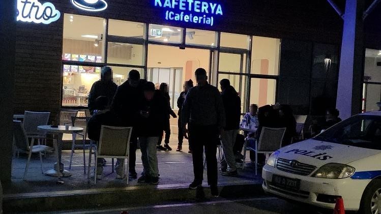 Kütahya’da okul gezisi dönüşünde zehirlenen 28 öğrenci hastaneye kaldırıldı Muğla’da lise öğrencileri, Ankara ve Eskişehir gezisinden dönüş yolunda gıda