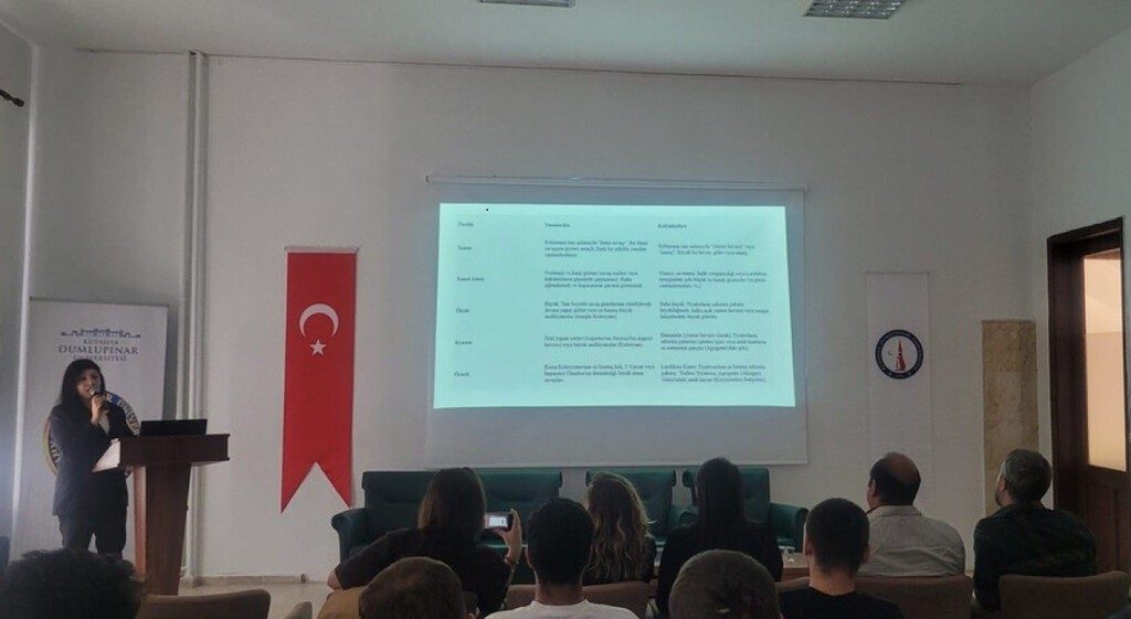 Kütahya Dumlupınar Üniversitesinde (DPÜ) “Roma Dönemi Şehirciliğinde Anadolu’da Tiyatro ve