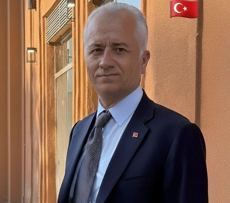 Malatya İş İnsanları Platformu Başkanı Ahmet Özköse, Cumhuriyet’in 102. yılı