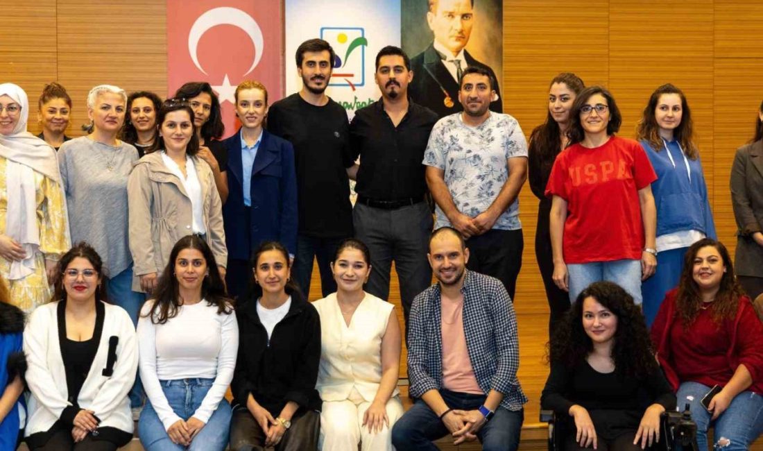 Manavgat Belediyesi Kent Tiyatrosu (MAKET), yeni dönem oyuncu seçmelerini tamamlamasının