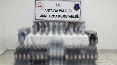 Antalya’da jandarma ekiplerince Manavgat ilçesinde düzenlenen operasyonda, toplam 400 litre