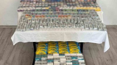 Antalya’nın Manavgat ilçesinde jandarma ekiplerinin bir iş yerinde gerçekleştirdiği aramada