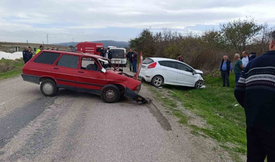 Balıkesir’in Manyas ilçesinde 27 Ekim’de meydana gelen çift taraflı trafik