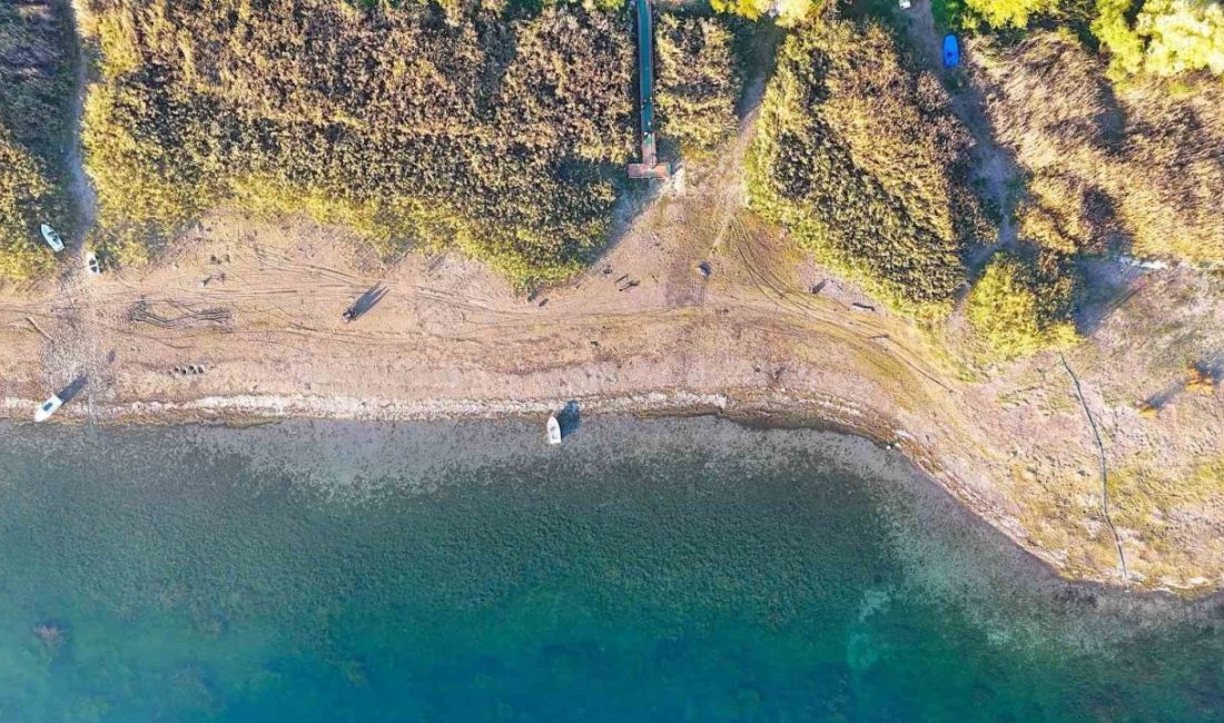 Kocaeli ve Sakarya’nın içme suyu ihtiyacını karşılayan Sapanca Gölü’nün hem