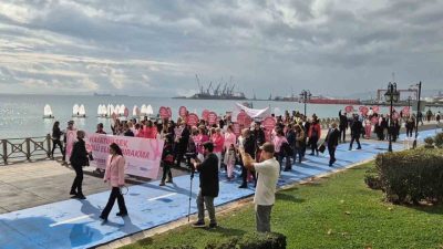 Tekirdağ’ın Süleymanpaşa ilçesinde “Meme Kanseri Farkındalık Ayı” kapsamında düzenlenen yürüyüş