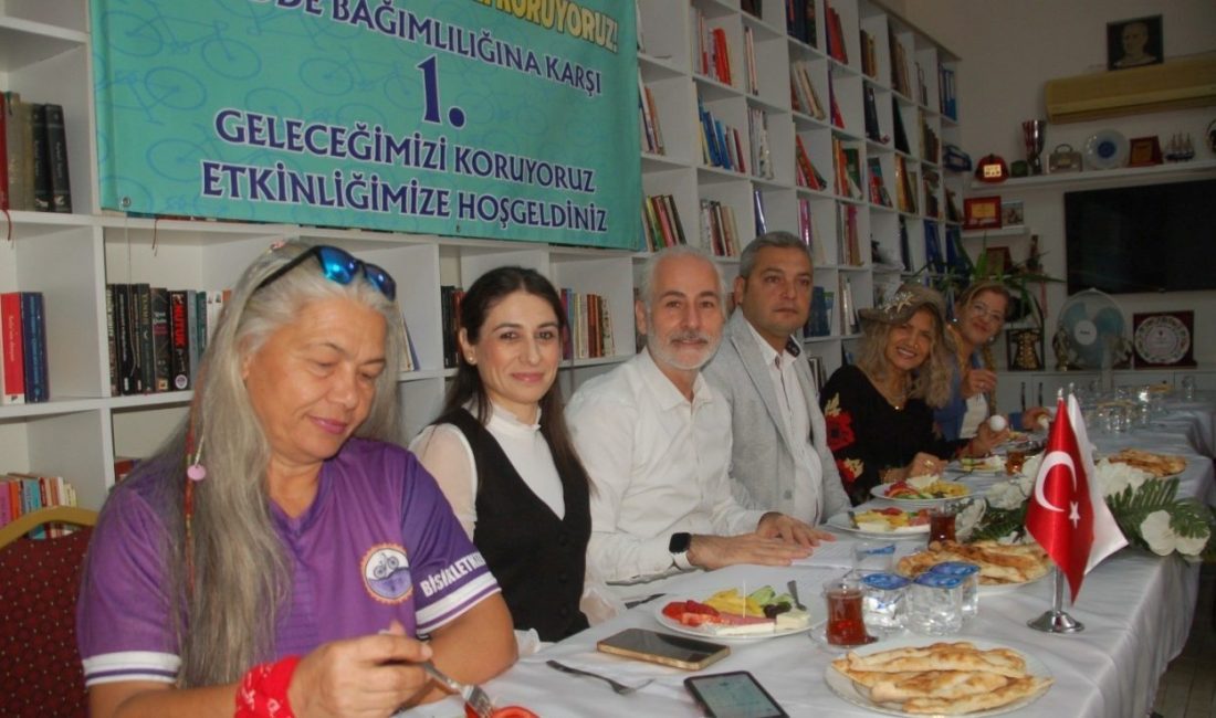 Mersin Muhtarları Yerel Yönetimlerle Dayanışma Derneği (MUYED) Başkanı ve Nusratiye