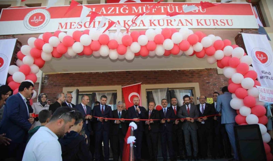 Mescid-i Aksa Kur’an kursu açıldı İlim Yayma Vakfı Mütevelli Heyeti ve Dünya Etnospor Konfederasyonu Başkanı