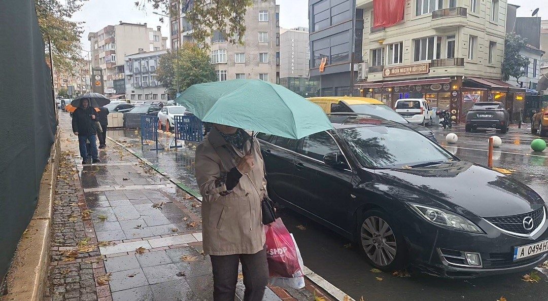 Meteoroloji Genel Müdürlüğü’nün uyarıların ardından Kırklareli’de sağanak yağış etkisini göstermeye