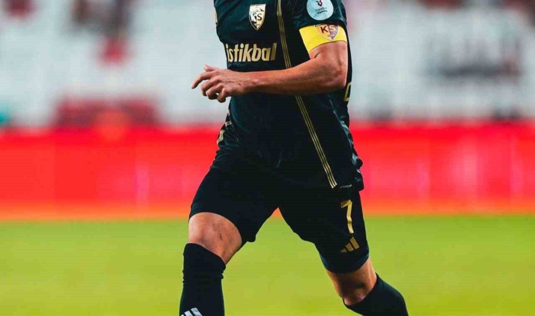 Kayserispor’un Portekizli takım kaptanı Miguel Cardoso; Fatih Karagümrük maçında sarı