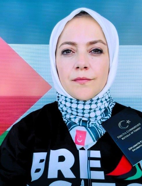 Milletvekili Ün, İsrail askerleri tarafından alıkonuldu Denizli Milletvekili Sema Silkin Ün, İsrail güçleri tarafından hukuksuz olarak