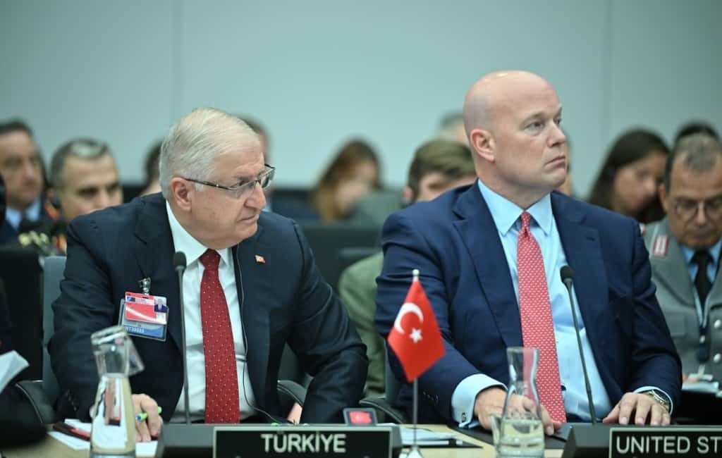 Milli Savunma Bakanı Güler, Ukrayna Savunma Temas Grubu Toplantısı’na katıldı Milli Savunma Bakanı Yaşar Güler, Belçika’da düzenlenen Ukrayna Savunma Temas