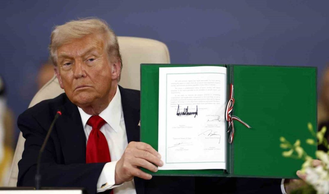 Mısır’da 4 liderin imzaladığı “Trump Deklarasyonu”nun tam metni yayımlandı Beyaz Saray, dün aralarında Türkiye’nin de bulunduğu 4 garantör ülke