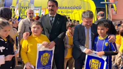MKE Ankaragücü, başkentli çocuklara spor sevgisini aşılamak amacıyla Pursaklar Azmi