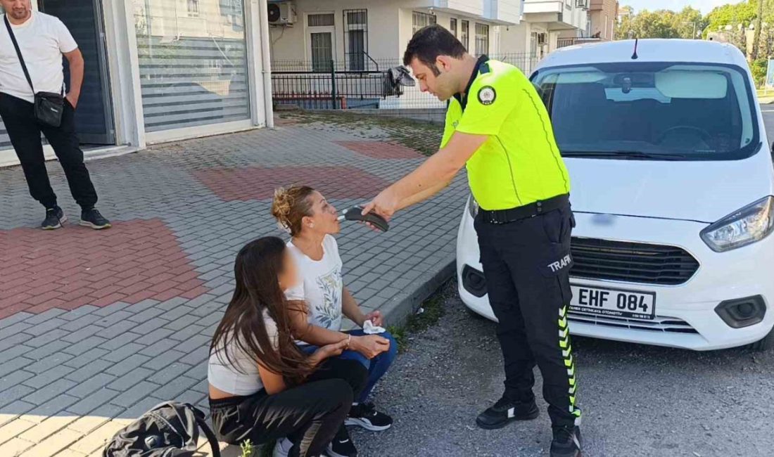 Antalya’nın Manavgat ilçesi motosiklet ile otomobilin çarpışması sonucu meydana gelen