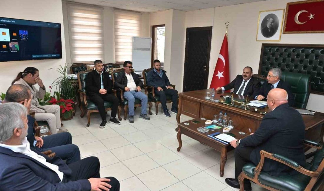 AK Parti Genel Merkez Yerel Yönetimler Başkan Yardımcısı Mücahit Yanılmaz,