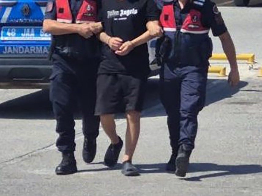 Muğla’da, terör örgütü IŞİD üyesi oldukları iddiasıyla Jandarma ekiplerince düzenlenen