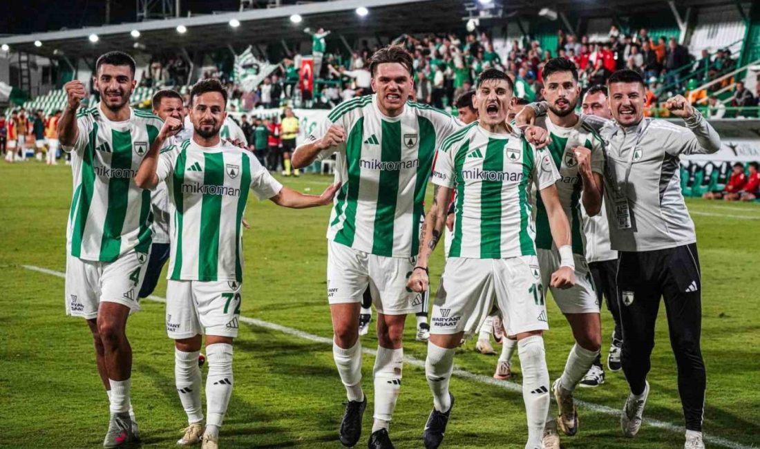 TFF 2. Lig Beyaz Grup’ta mücadele eden Muğlaspor, şampiyonluk yolunda