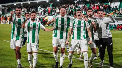 TFF 2. Lig Beyaz Grup’ta mücadele eden Muğlaspor, şampiyonluk yolunda