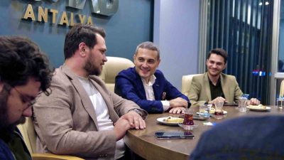 MÜSİAD Antalya Başkanı Yusuf Akgül, Genç MÜSİAD üyeleriyle buluşarak dış