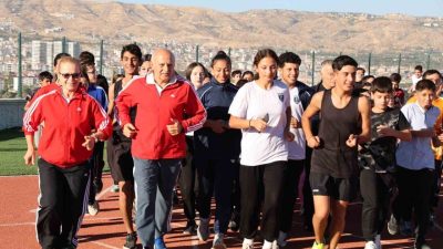 Türk atletizm tarihine adını altın harflerle yazdıran 68 yaşındaki eski