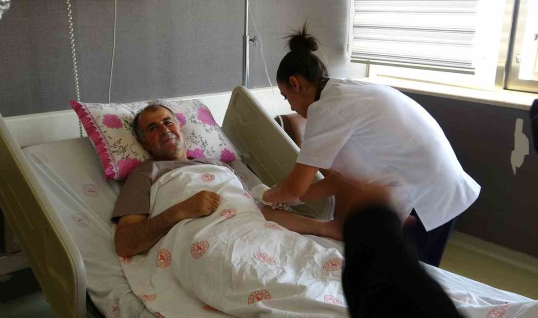 Van’ın Erciş ilçesinde nefes darlığı ve karnındaki şişlik şikayetiyle hastaneye