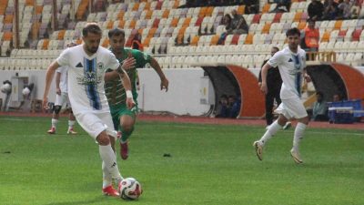 Nesine 3. Lig 2. Grup 6. hafta maçında Malatya Yeşilyurt