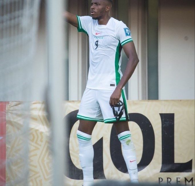 Nijerya, Victor Osimhen’in hat-trick yaptığı maç sonunda play-off biletini aldı 2026 Dünya Kupası Afrika Elemeleri C Grubu’nda Nijerya, Victor Osimhen’in