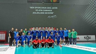 Nilüfer Belediyespor Erkek Hentbol Takımı, Ankara Hentbol Spor Kulübü’nü deplasmanda