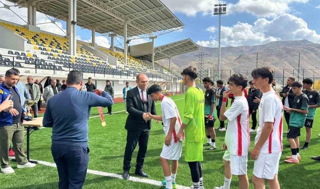 Bitlis’te düzenlenen okul sporları müsabakaları, büyük bir heyecanla tamamlandı. Futbol