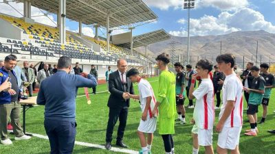 Bitlis’te düzenlenen okul sporları müsabakaları, büyük bir heyecanla tamamlandı. Futbol