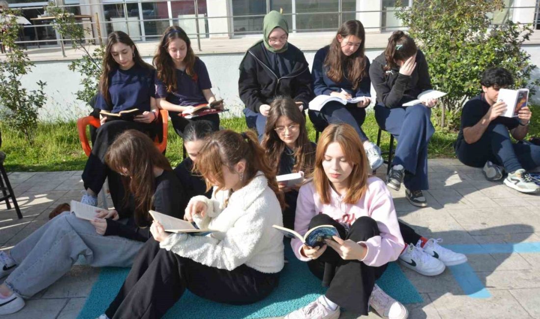 Ordu’nun Ünye ilçesinde, ’Kitabını Al Sen de Katıl’ etkinliği kapsamında