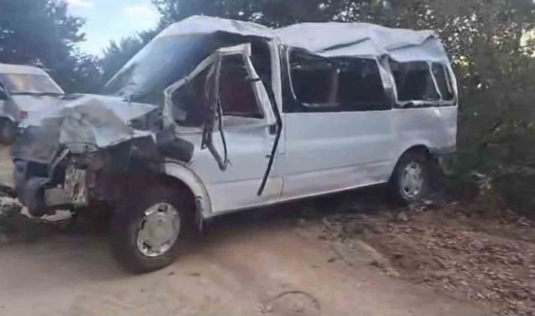 Ordu’da minibüs şarampole devrildi: 11 yaralı Ordu’nun Mesudiye ilçesinde minibüsün yoldan çıkarak şarampole devrilmesi sonucu meydana