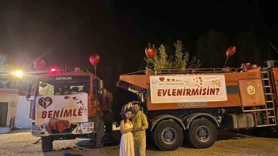 Antalya’nın Serik ilçesinde orman işçisi, görev yaptığı arazöze “Seni seviyorum,