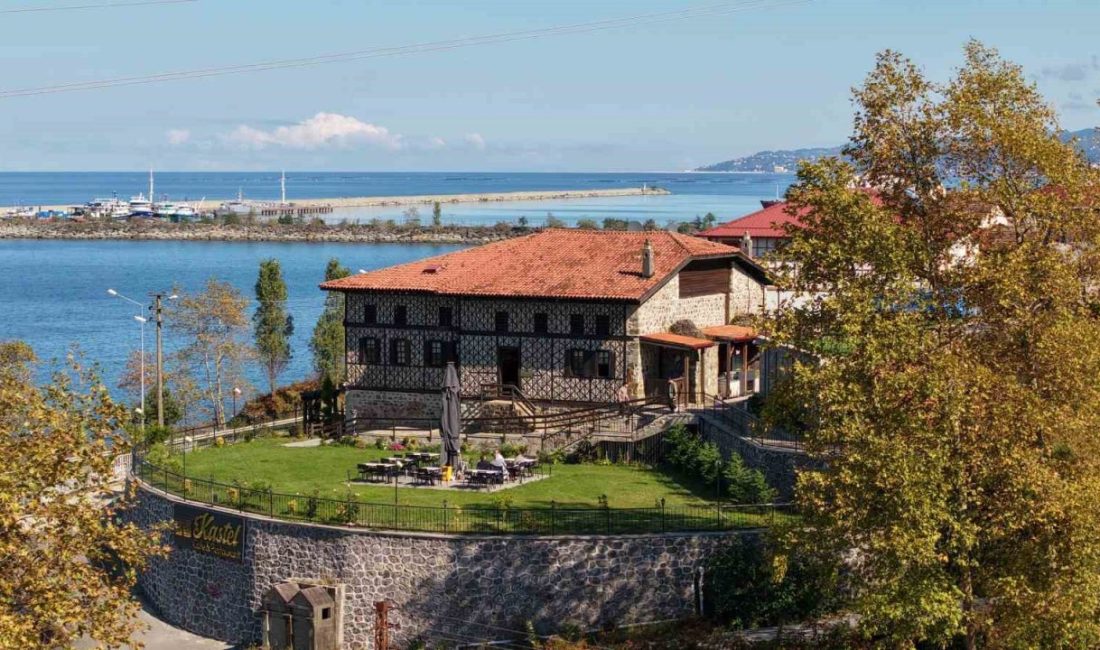 Trabzon’da 1840’lı yıllarda Hacıyakupoğlu Ahmet Ağa tarafından inşa edilen ve