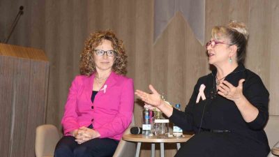 Acıbadem Altunizade Hastanesi’nde meme kanseri farkındalık ayı kapsamında düzenlenen “Meme