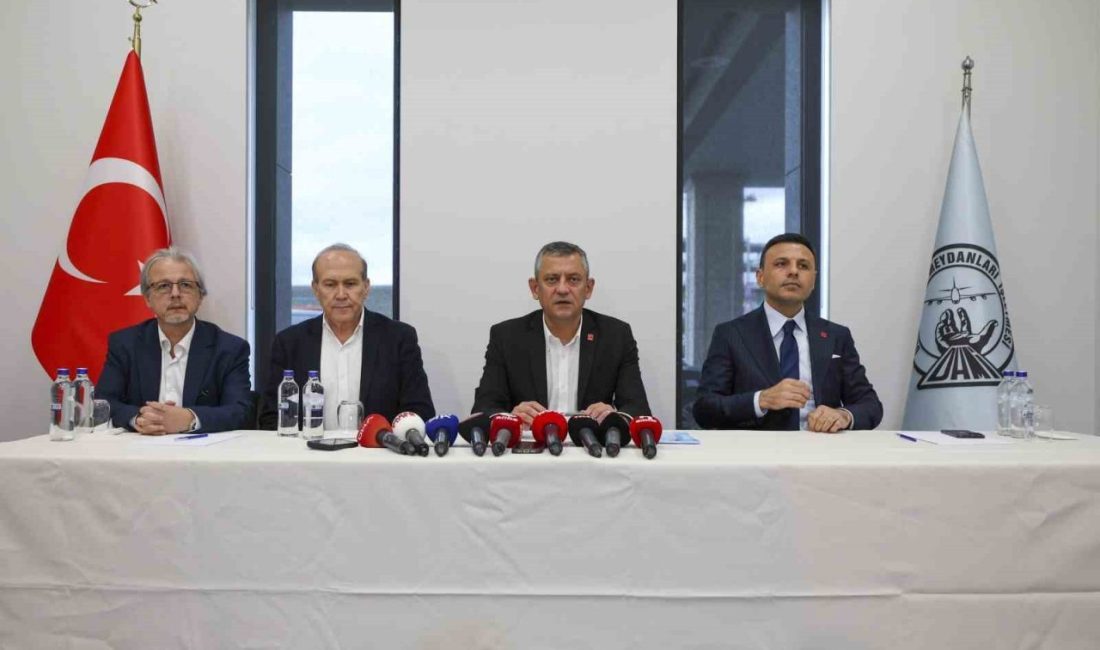 CHP Genel Başkanı Özgür Özel, Gazze’deki ateşkes anlaşmasını memnuniyetle karşıladıklarını