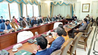 Pakistan Başbakanı Şahbaz Şerif, Afganistan ile varılan 48 saatlik ateşkes