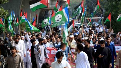 Pakistan genelinde düzenlenen protestolarda İsrail güçlerinin Gazze‘ye uygulanan ablukayı kırmak