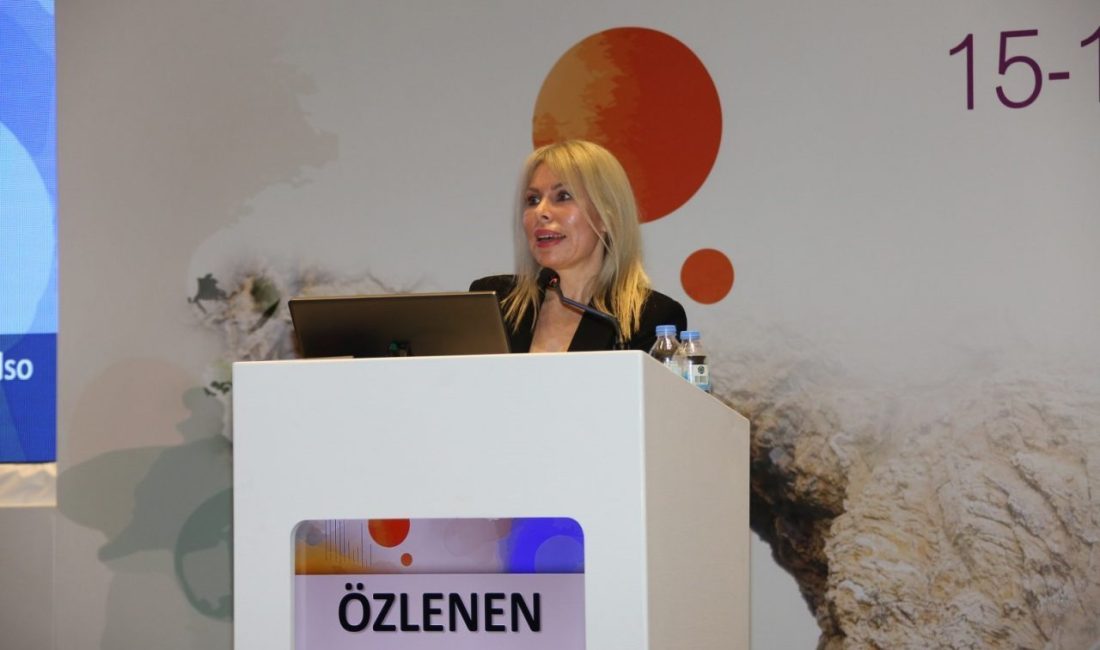 Akdeniz Üniversitesi (AÜ) Rektörü Prof. Dr. Özlenen Özkan, dünyanın ilk
