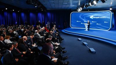 Rusya Devlet Başkanı Vladimir Putin, ABD Başkanı Donald Trump’ın Gazze